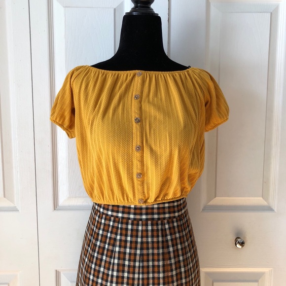 Yellow Puffy Sleeve Crop Top - Picture 4 of 5